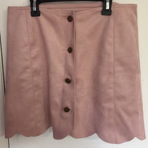 Versona pink faux suede skirt with buttons